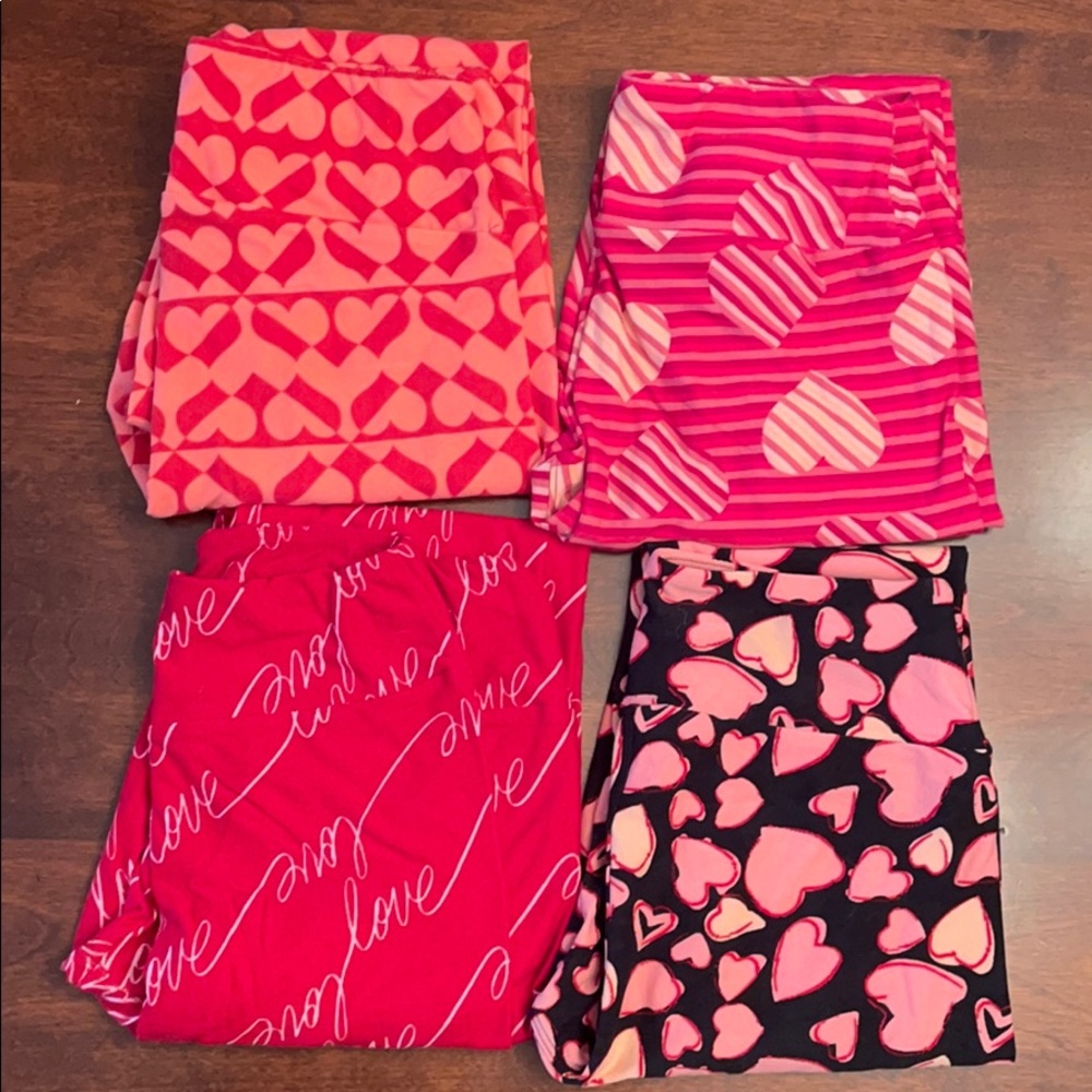 4 LulaRoe Valentines Day leggings
